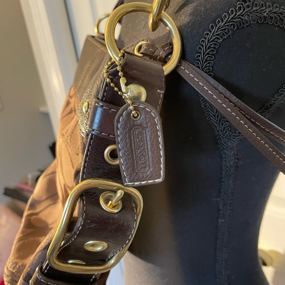 Coach Shoulder Bag - Picture 5 of 10